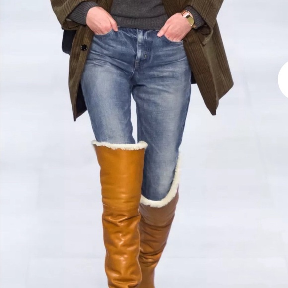 Celine - Picture 3 of 16